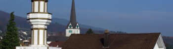 A minaret in Wangen bei Olten: The Swiss have voted in favor of a ban on minaret construction. Foto: FABRICE COFFRINI/ AFP