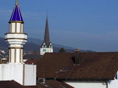 A minaret in Wangen bei Olten: The Swiss have voted in favor of a ban on minaret construction. Foto: FABRICE COFFRINI/ AFP